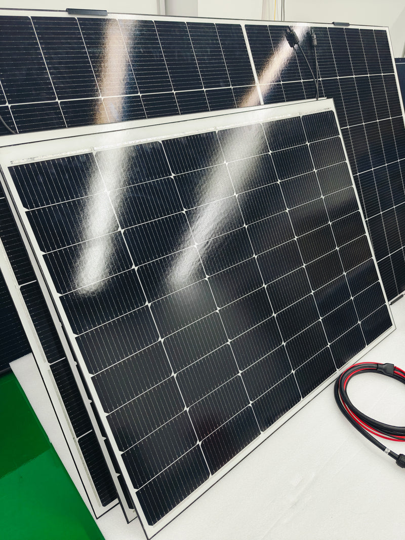 Load image into Gallery viewer, Light-Glass solar panels 210 Wp × 2
